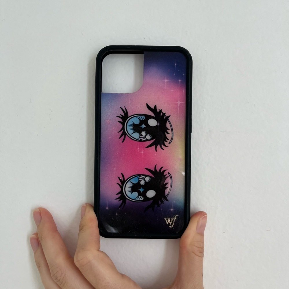 Wildflower iPhone 13 case